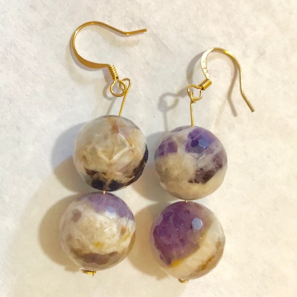 Dog Tooth Amethyst Earrings - Me’Nu’s Treasures - Picture 1 of 2